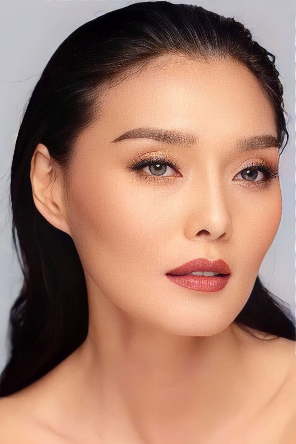 รัศมี ทองสิริไพรศรี as Reiko in Match Point