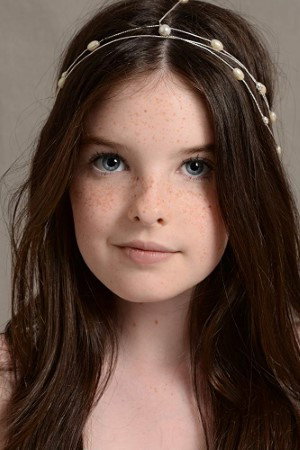 Maddy Martin as Mary in The Hopeful