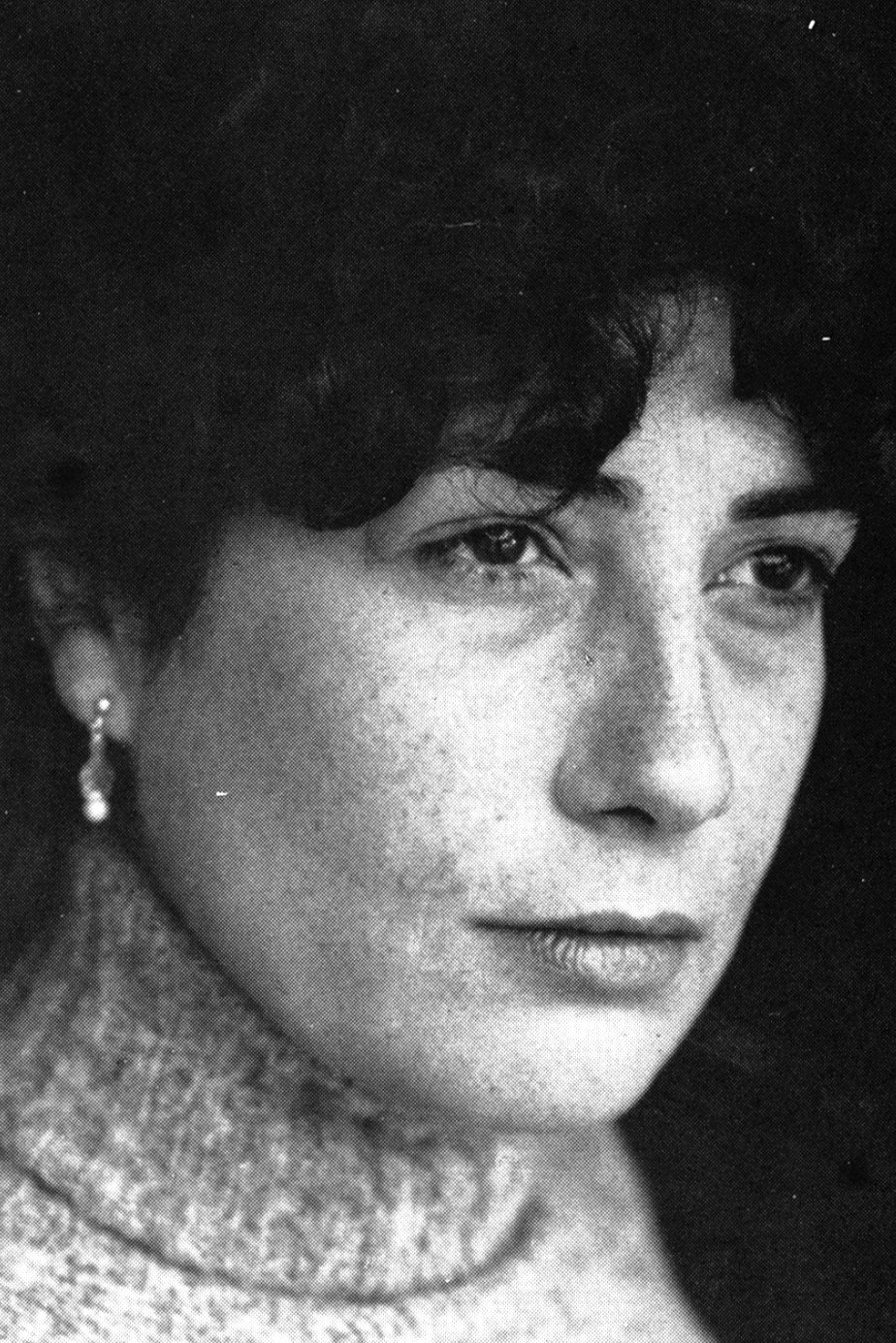 Sara Di Nepi as Rosario in Yerma
