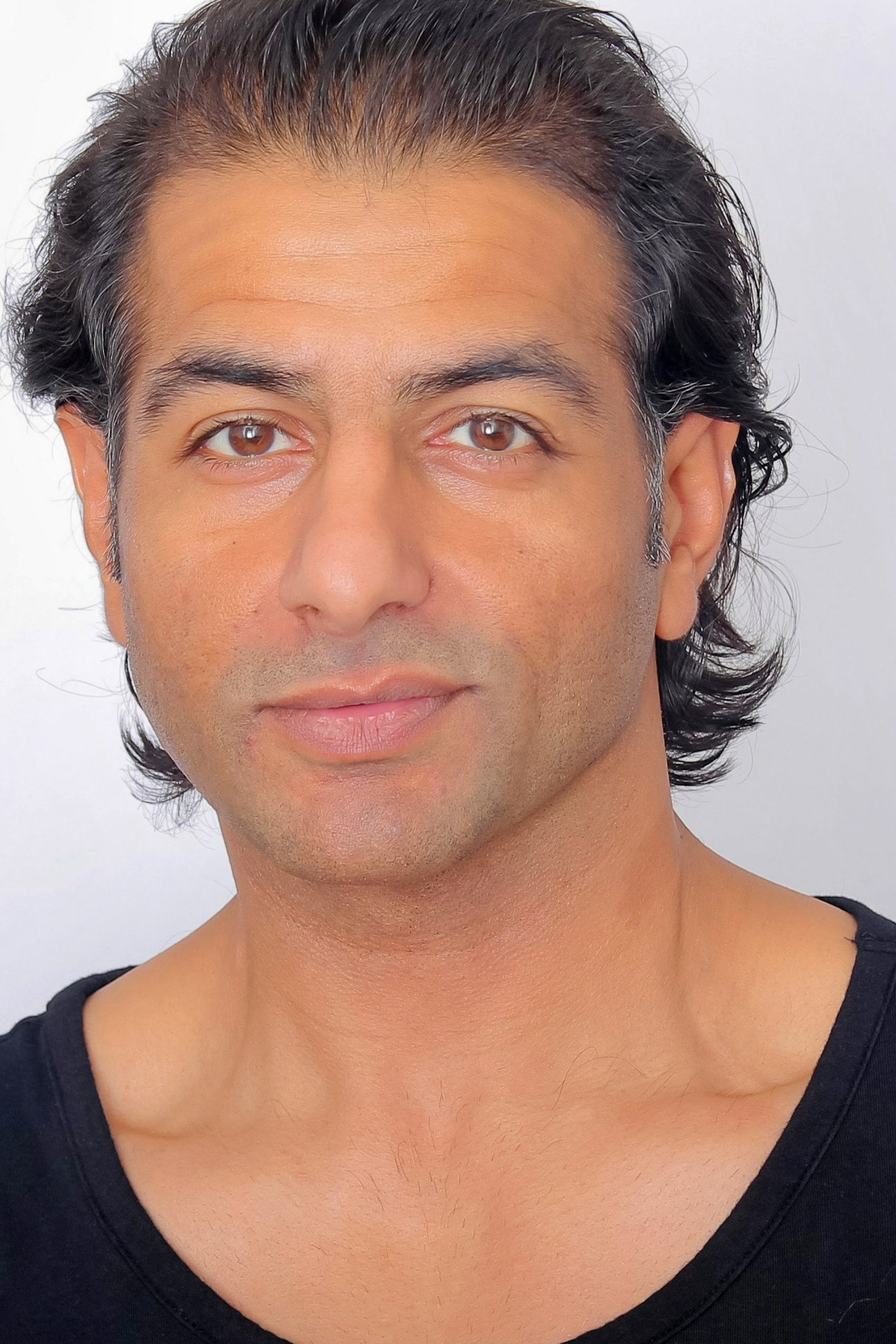 Dalj Brar as Sukh Sidhu in Dil Rakh: Gloves of Kin