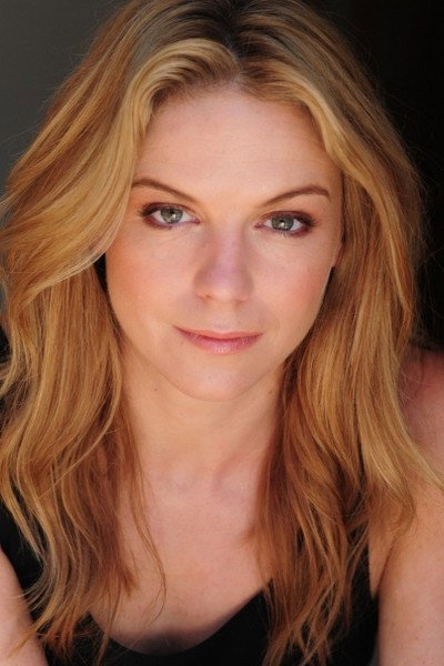 Olivia Llewellyn as Annie in Dimensions