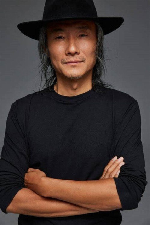 徐成峰 as 二少爷 in 血色迷雾