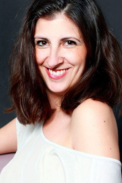 Rafaela Rivas as Ana in Princesas