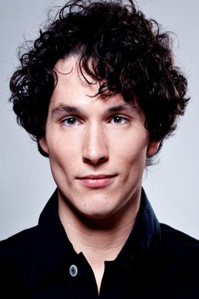Daniel Lippens as Narrator (voice) in Jachtseizoen