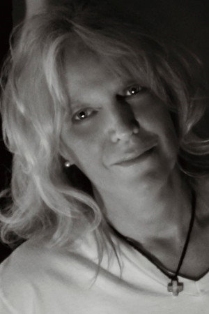 Marshall Chapman as Self in Triumph: The Untold Story of Perry Wallace