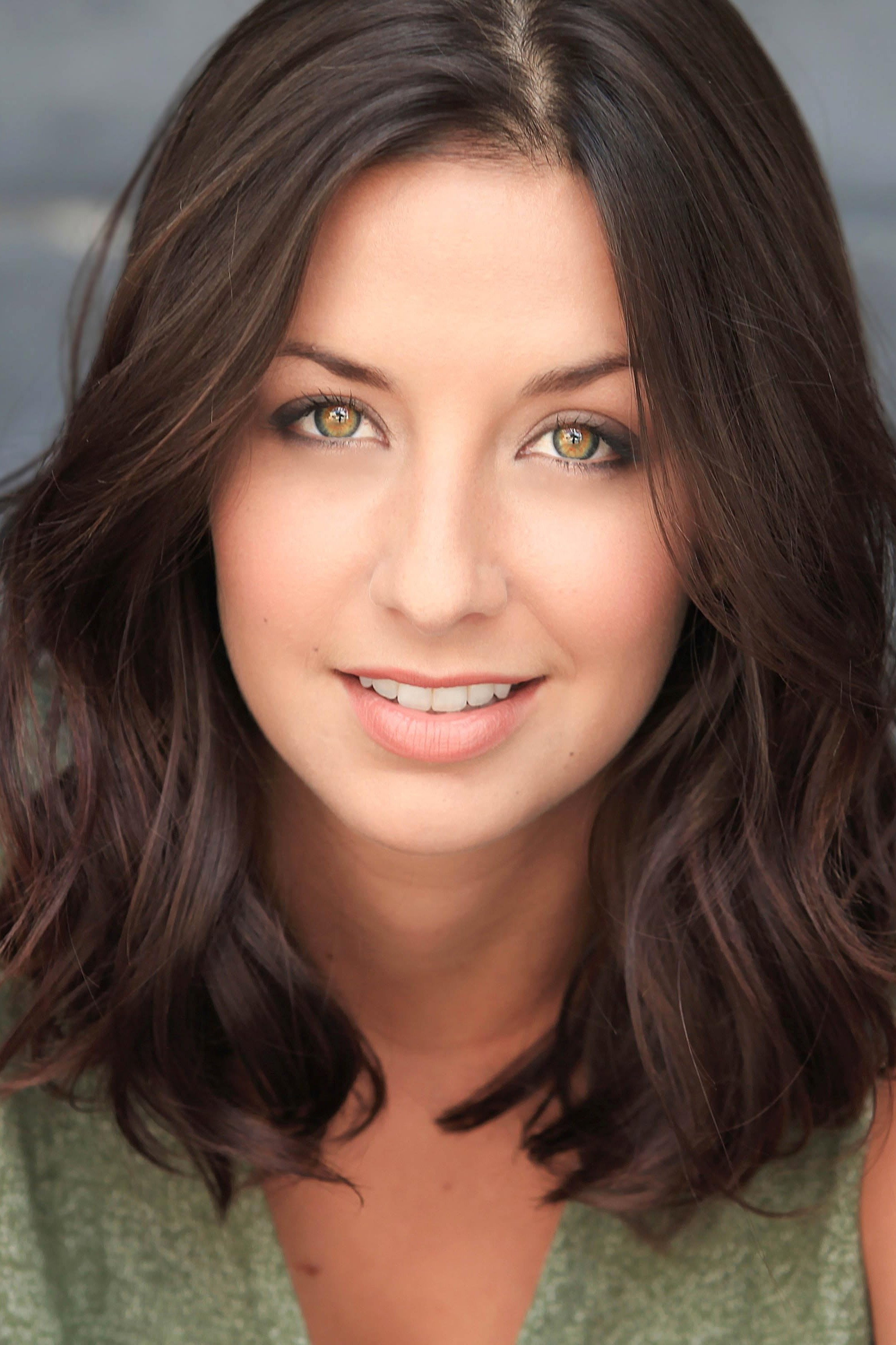 Adriana Leonard as Sarah Lockman in Signing Out