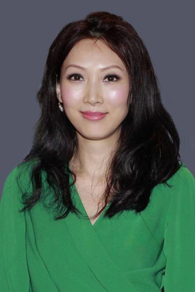 吳美珩 as 冼佳君 in The Green Hope