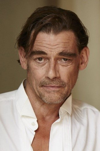 Martin Feifel as Andrej Michailov in Eine Liebe in St. Petersburg