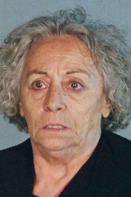 Όλγα Τουρνάκη as Evlabia in Gamos sto Perithorio