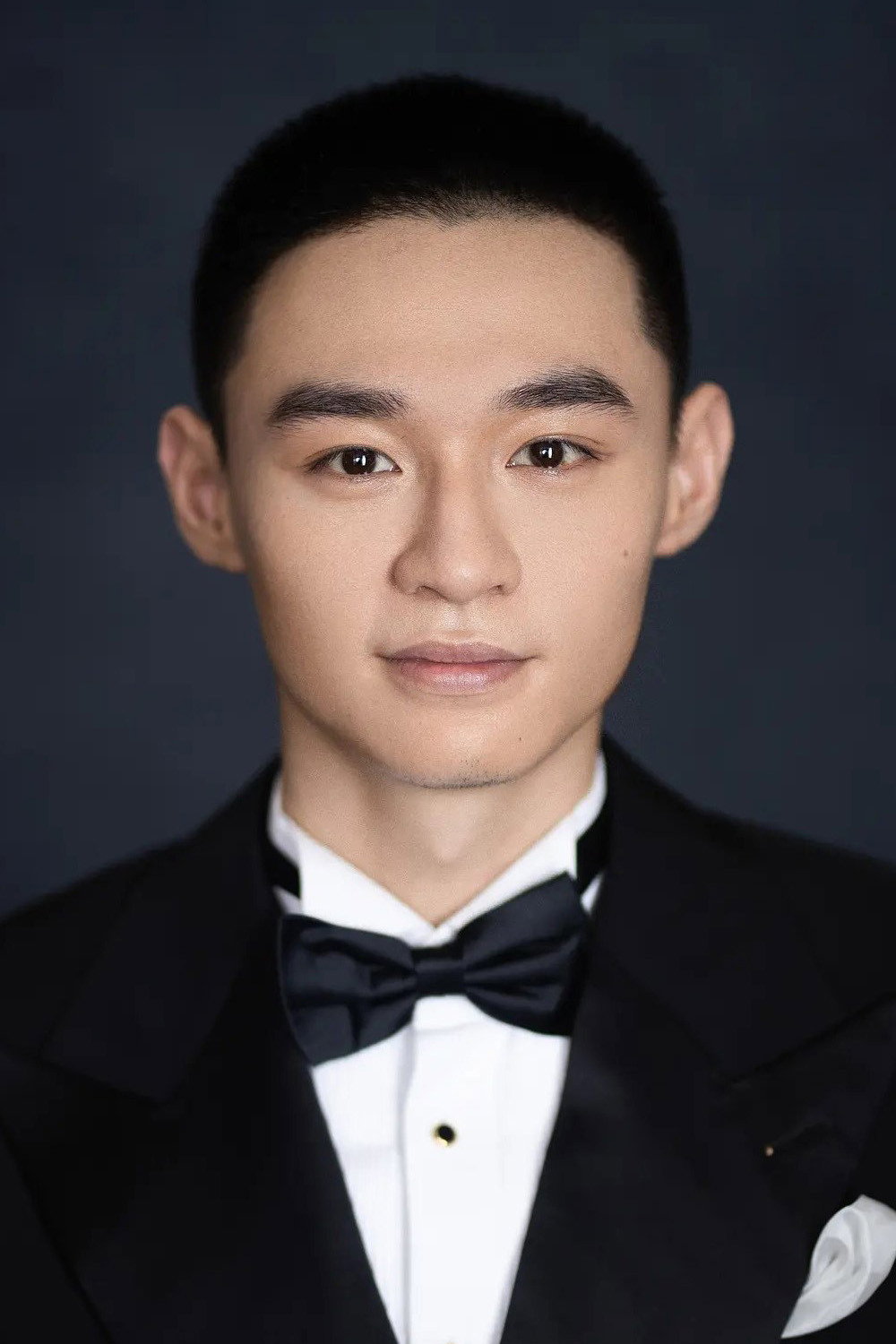 刘奕铁 as Wang Yang in The Long Season