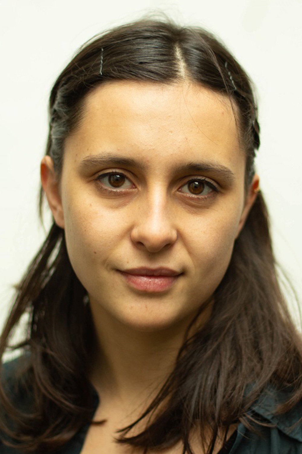 Anna Franziska Jäger as Karo in My Queen Karo