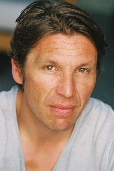 Jérôme Pauwels as Gerardo / Vito (voice) in Epic Tails