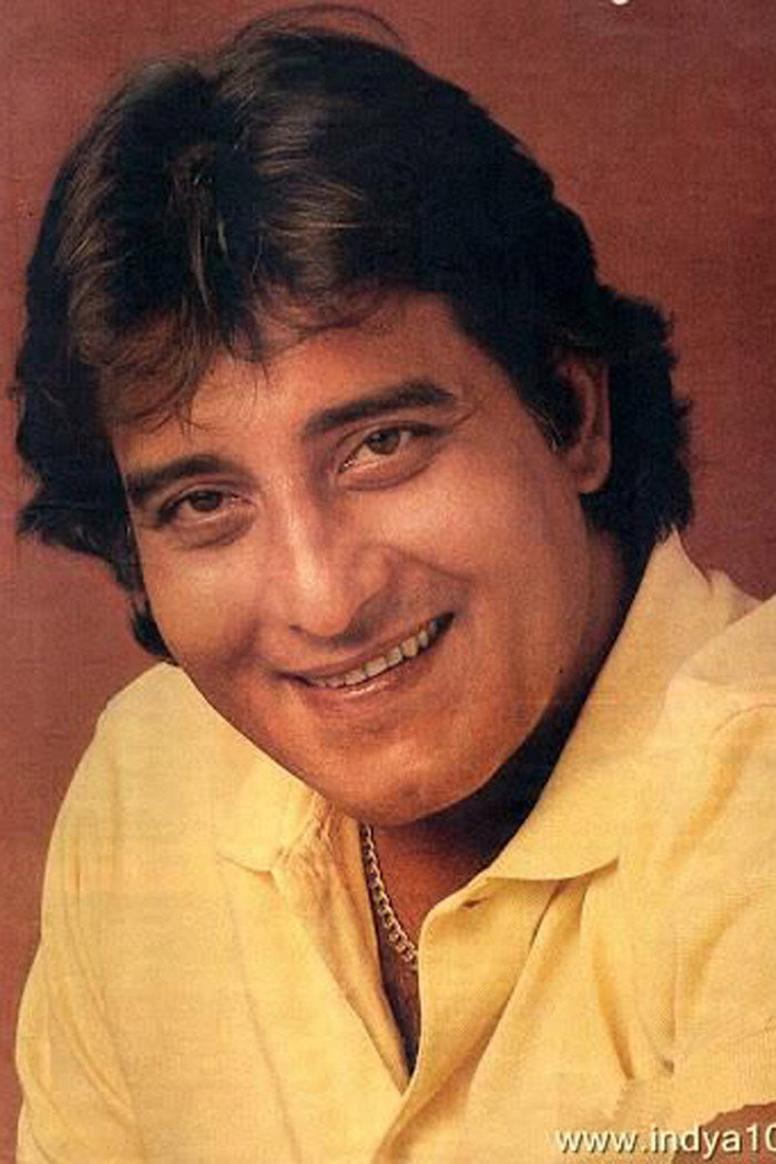 Vinod Khanna as Prajapati Pandey in Dabangg 2