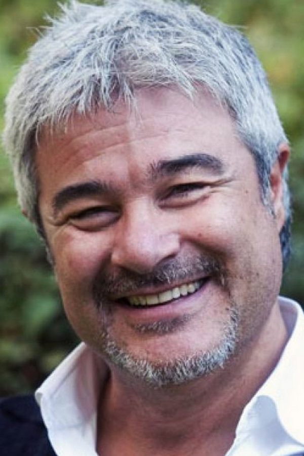 Pino Insegno as Andrea in Stray Days