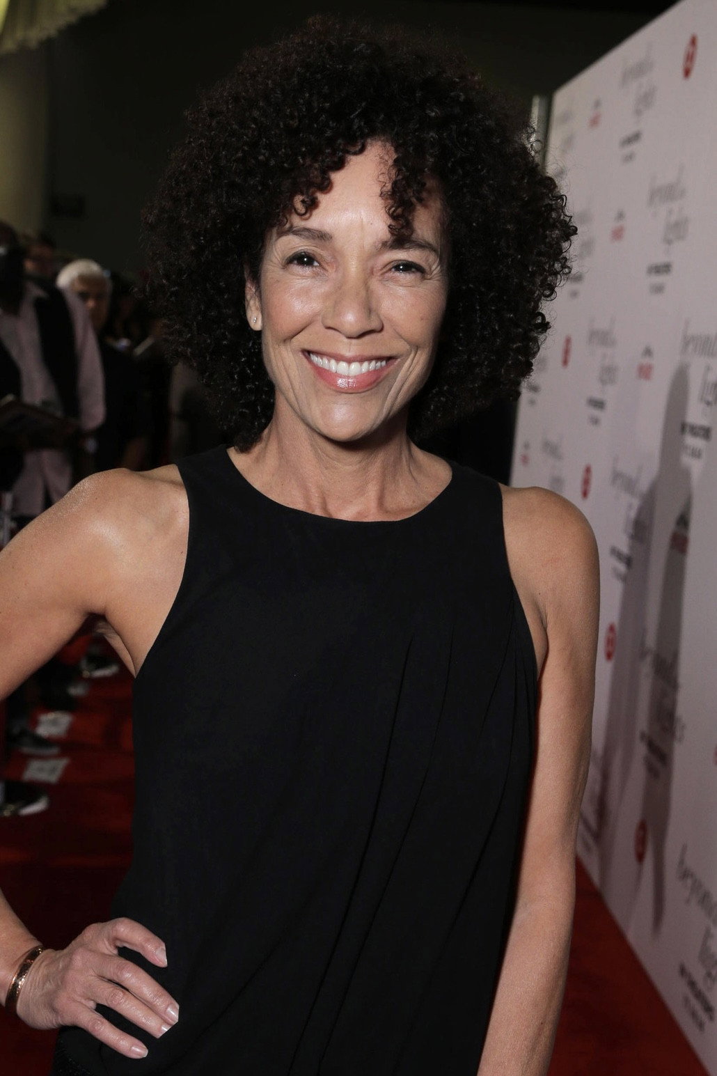 Stephanie Allain as Self in Friendly Fire: Making of an Urban Legend