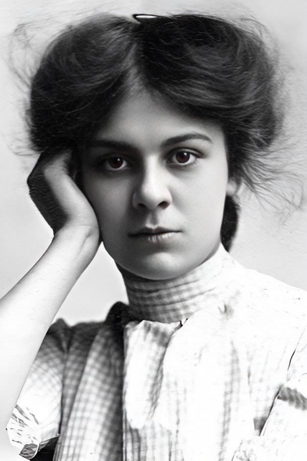 Lottie Briscoe as Gertie Farish in The House of Mirth