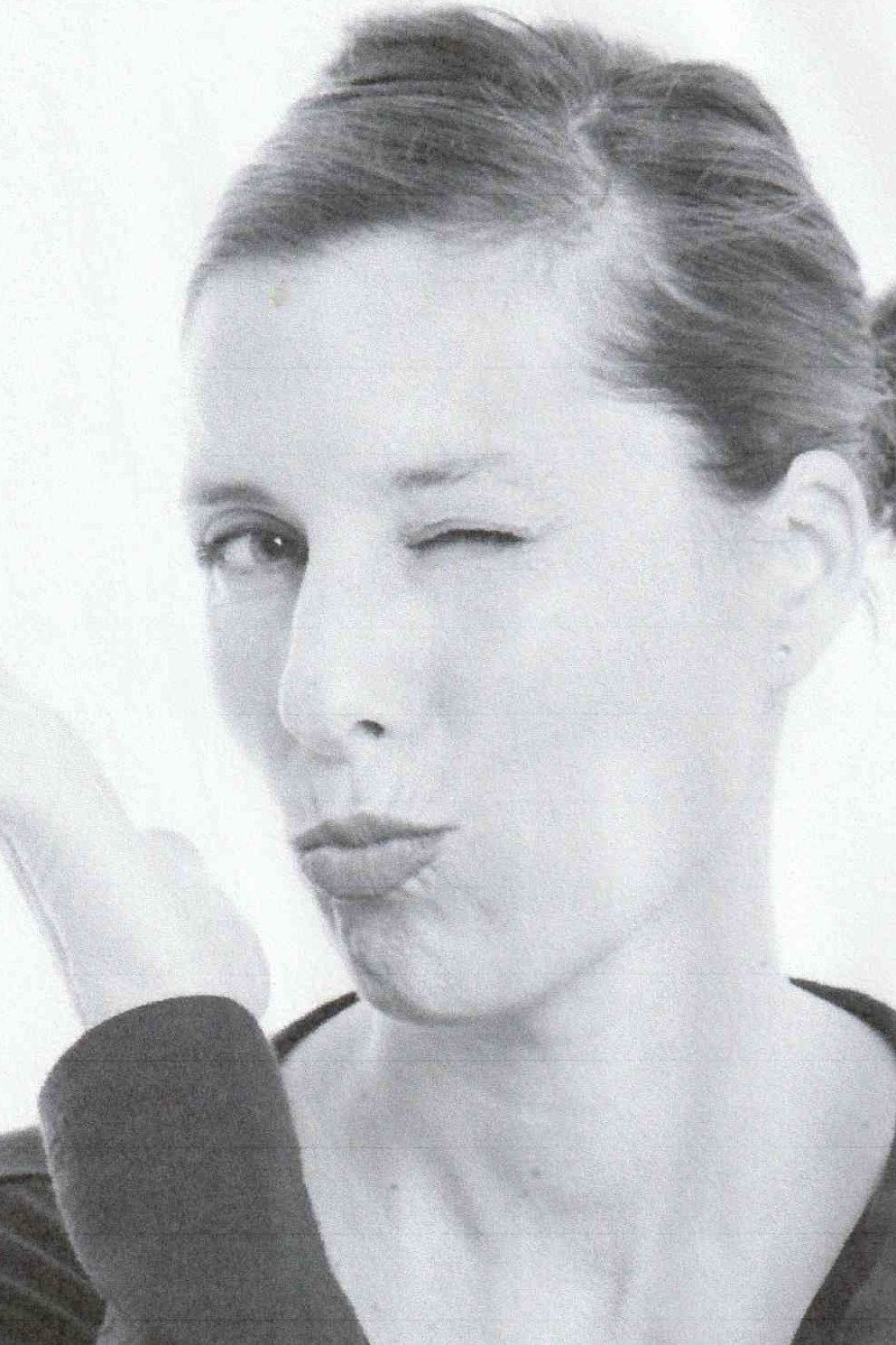 Queca Gordillo as Elizabeth Careaga in The Glass Child