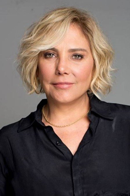 Heloísa Périssé as Zulma Dias in The Best Side of Life!
