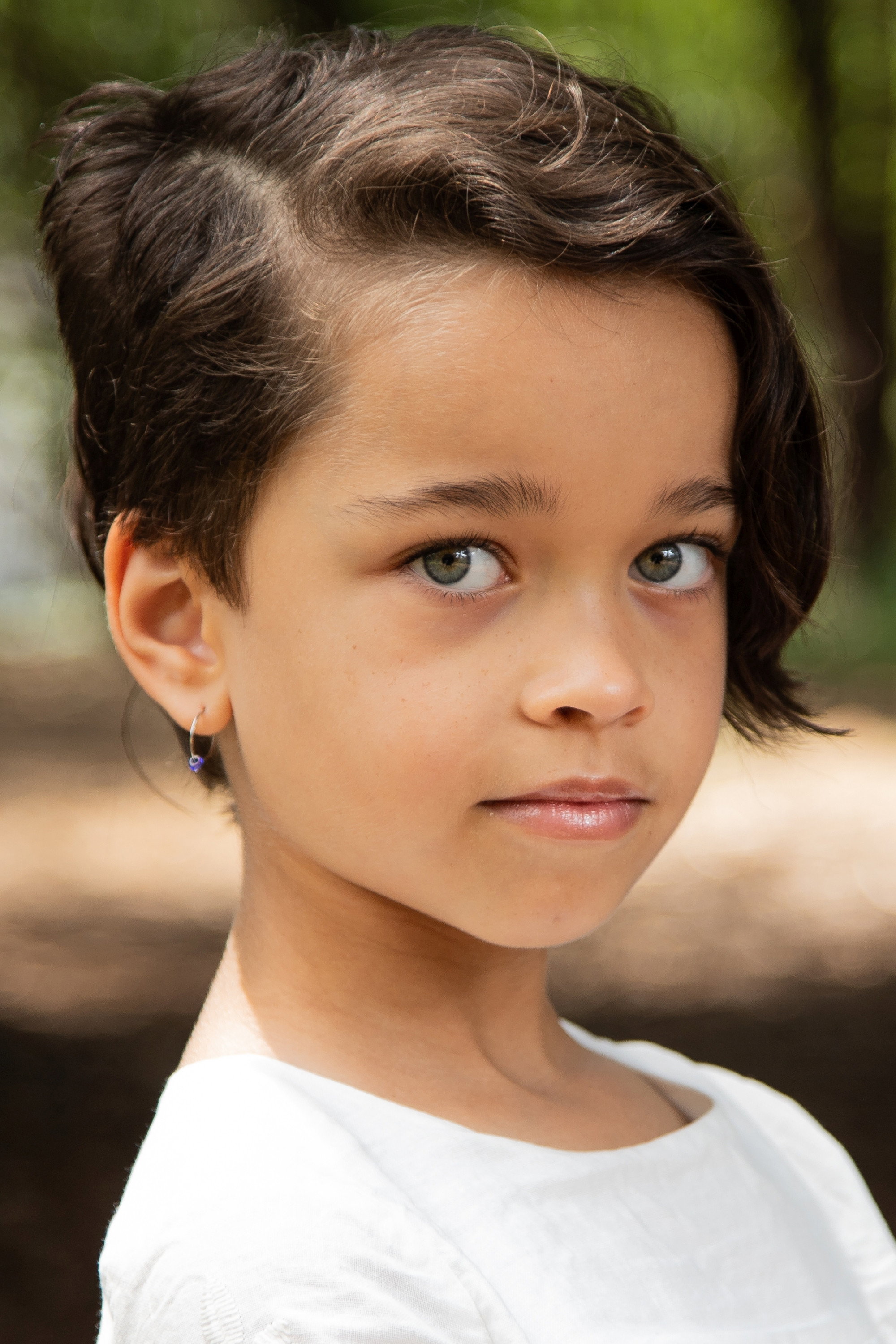 Ridley Asha Bateman as Vee in Lou