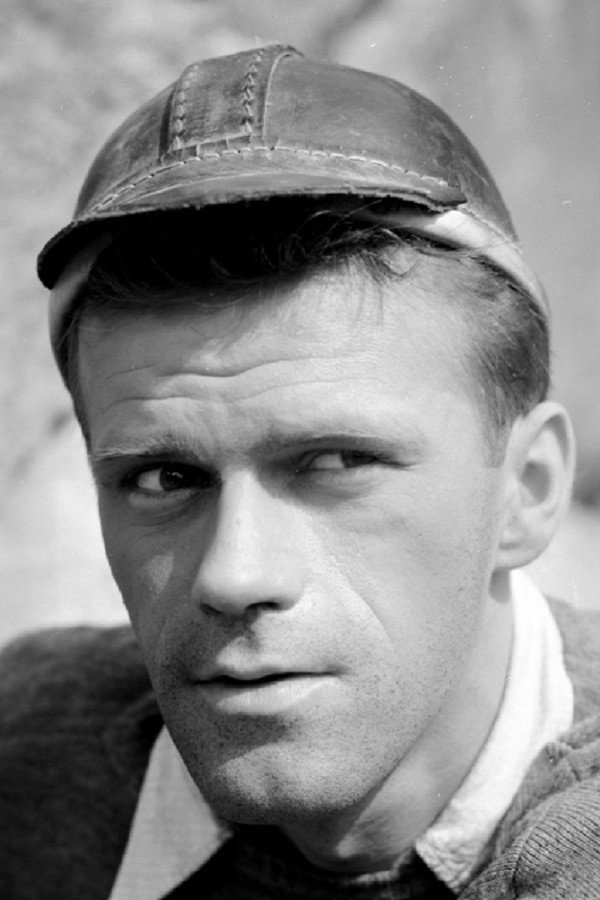 Jerzy Zapiór as "Doctor" in First Pavilion