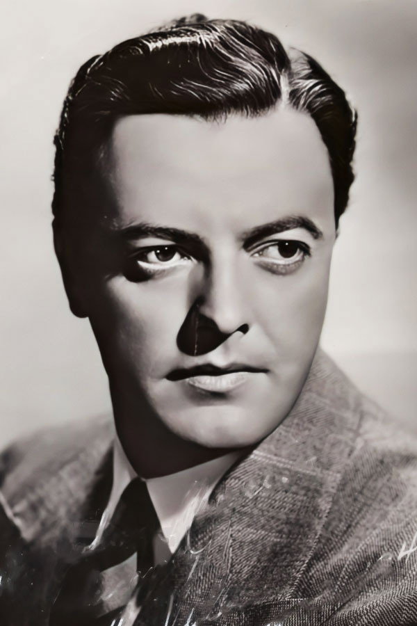 Alberto Vila as Héctor Fernández Toledo in Amor último modelo