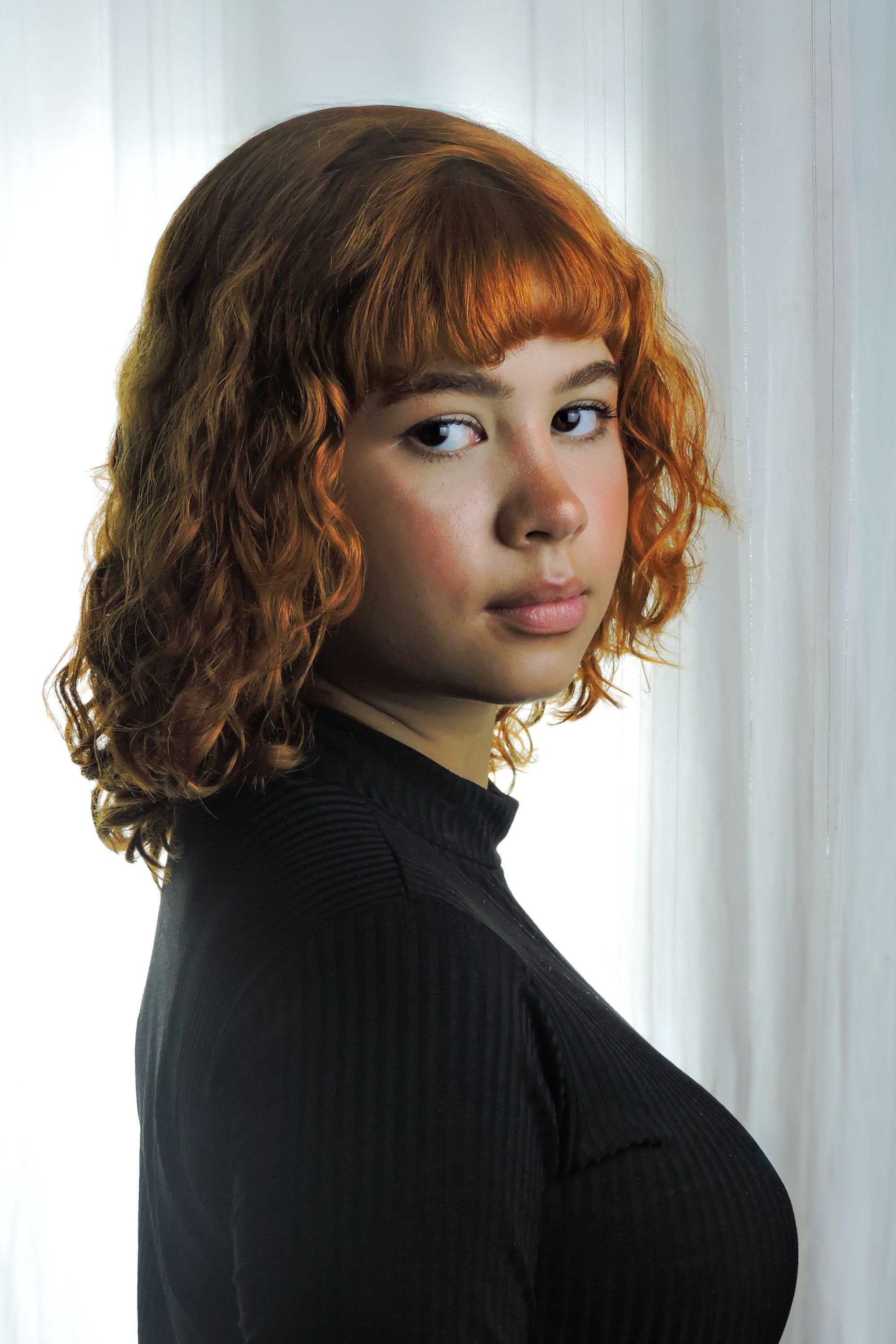 Moara Alves as Moara Alves in Estados Unidos no Conectando Línguas