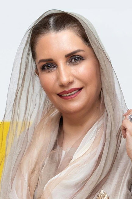 فریبا کوثری as sara in The Eclipse