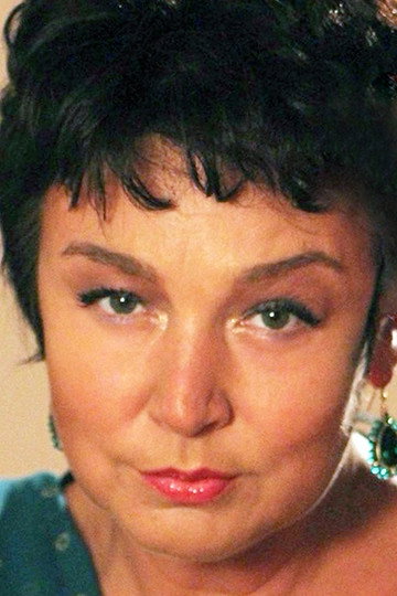 Svetlana Kazartseva as Aunt Rose in Зелёный фургон