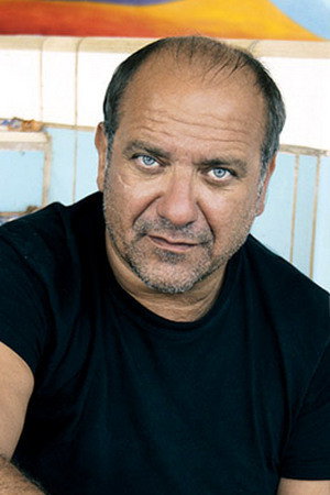 Luigi Di Fiore as Fausto Iseo, padre di Sonia in Disappeared