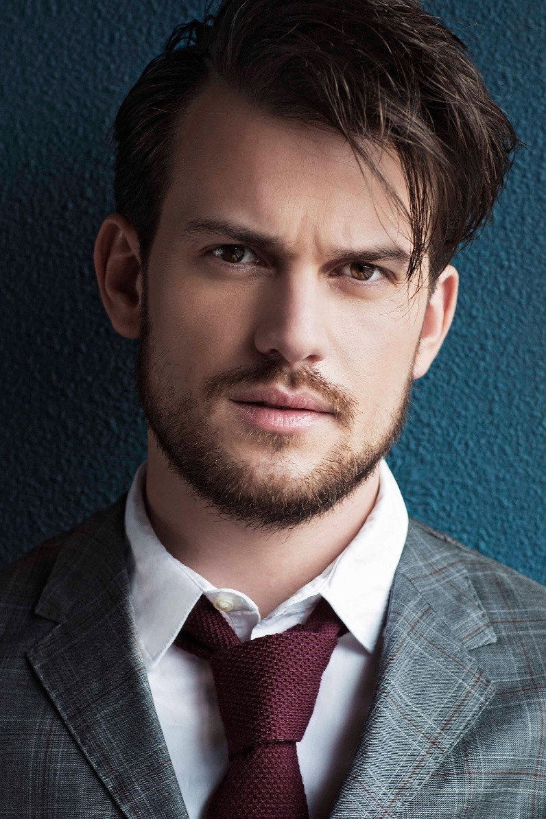 Levi van Kempen as Joep in Ten Towers Deep