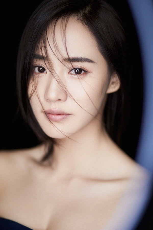 王智 as Ning Xia in The Wife's Secret