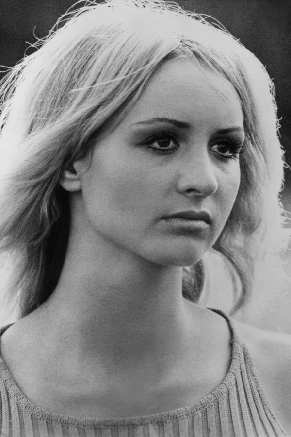 Diana Körner as Annette Bode in Bas-Boris Bode