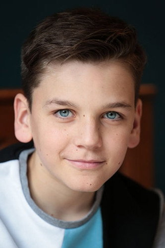 Fraser Kelly as Urban in I Am Urban