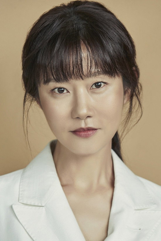 허지나 as Mi-so's Mother in Soulmate