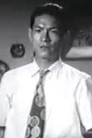 Lam Yuk as Thug A in Double Exposure