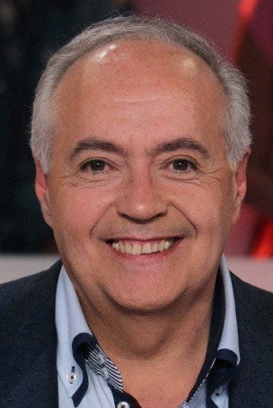 José Luis Moreno as Spinelli in Torrente 2: Misión en Marbella