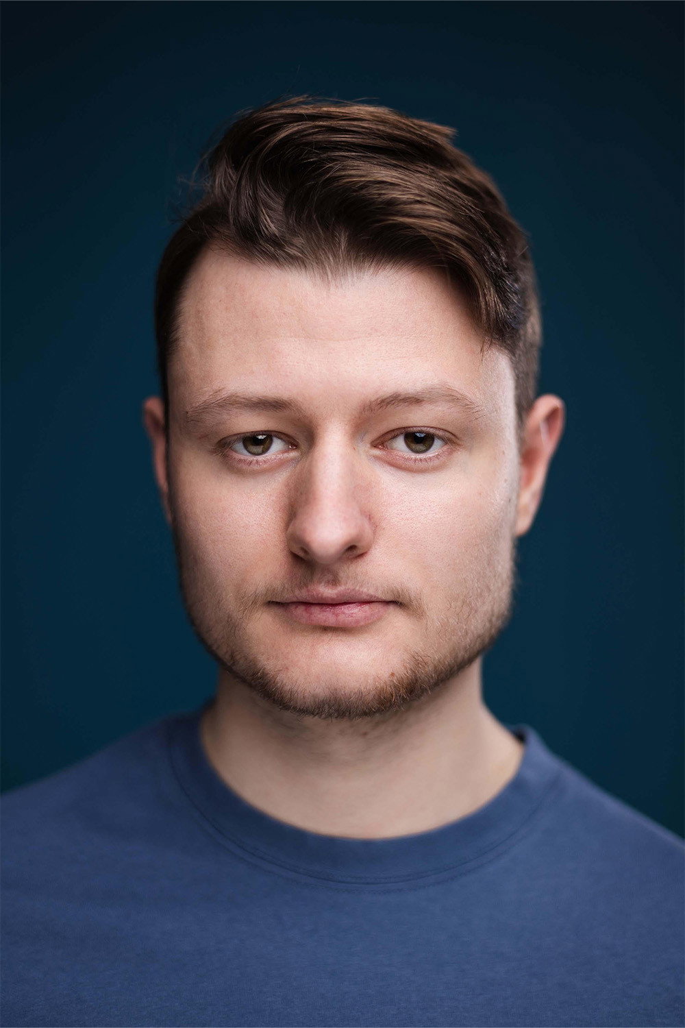 Jonas Martens as Louis in The Forest