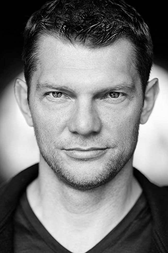 Wolfgang Stegemann as Edgar in Kampfansage - Der letzte Schüler