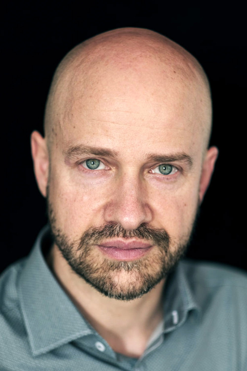 Lukas Miko as Christian in Scheidungsopfer Mann