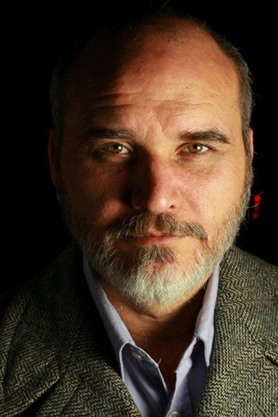 Mungo McKay as Stan in Rippy