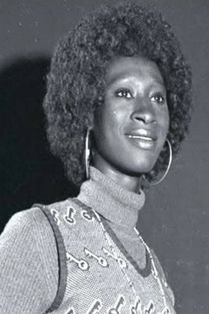 Myriam Niang as Anta in Touki Bouki