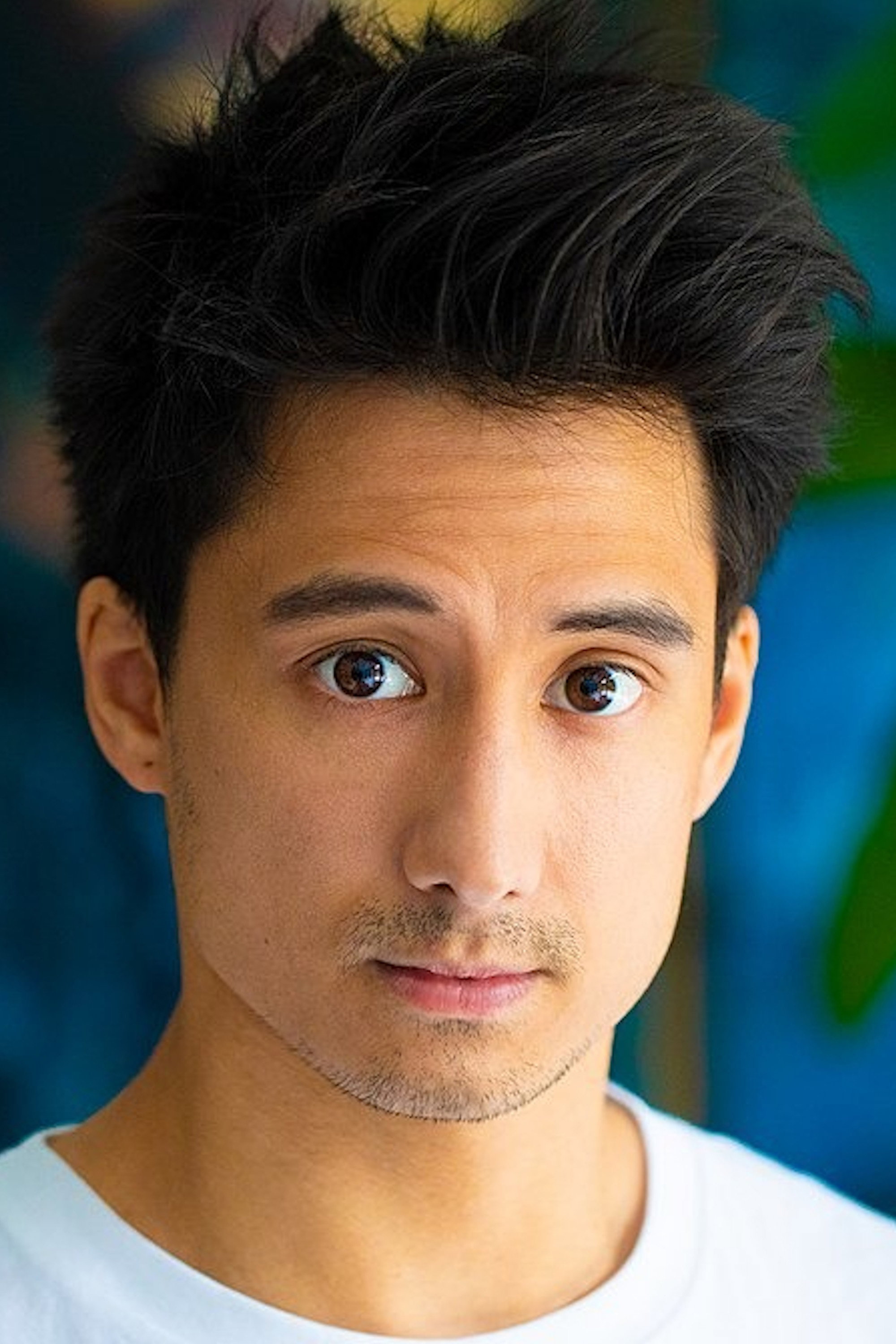 Julien Bam as Julien, Osterhase, Santa, Monsieur Pete (voice), Cpt. Jerky in Der Mann im Mond