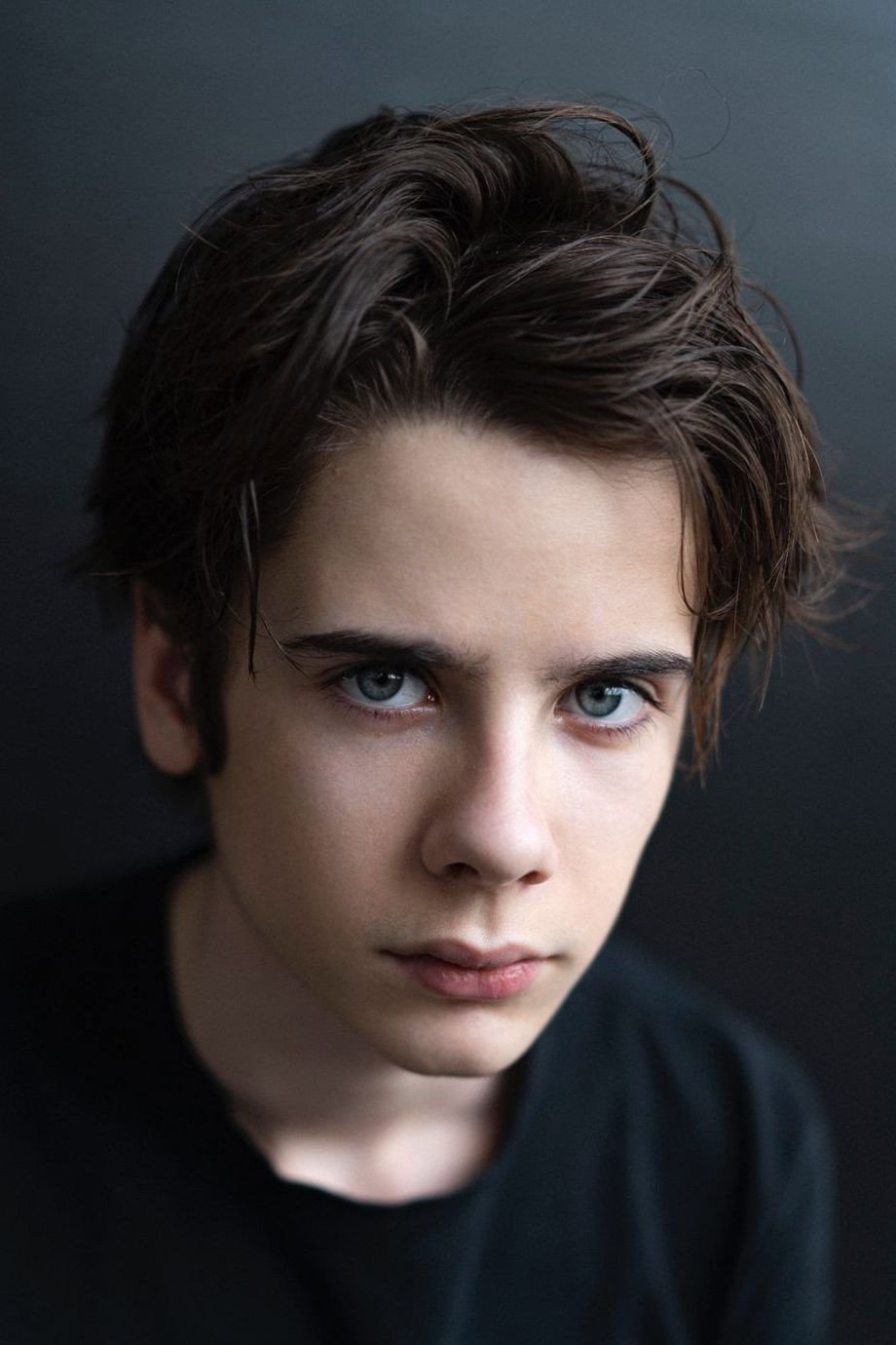 Пётр Натаров as Young Belyaev in The Faberge Egg