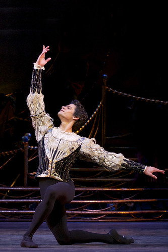Thiago Soares as Himself in Principal Dancer