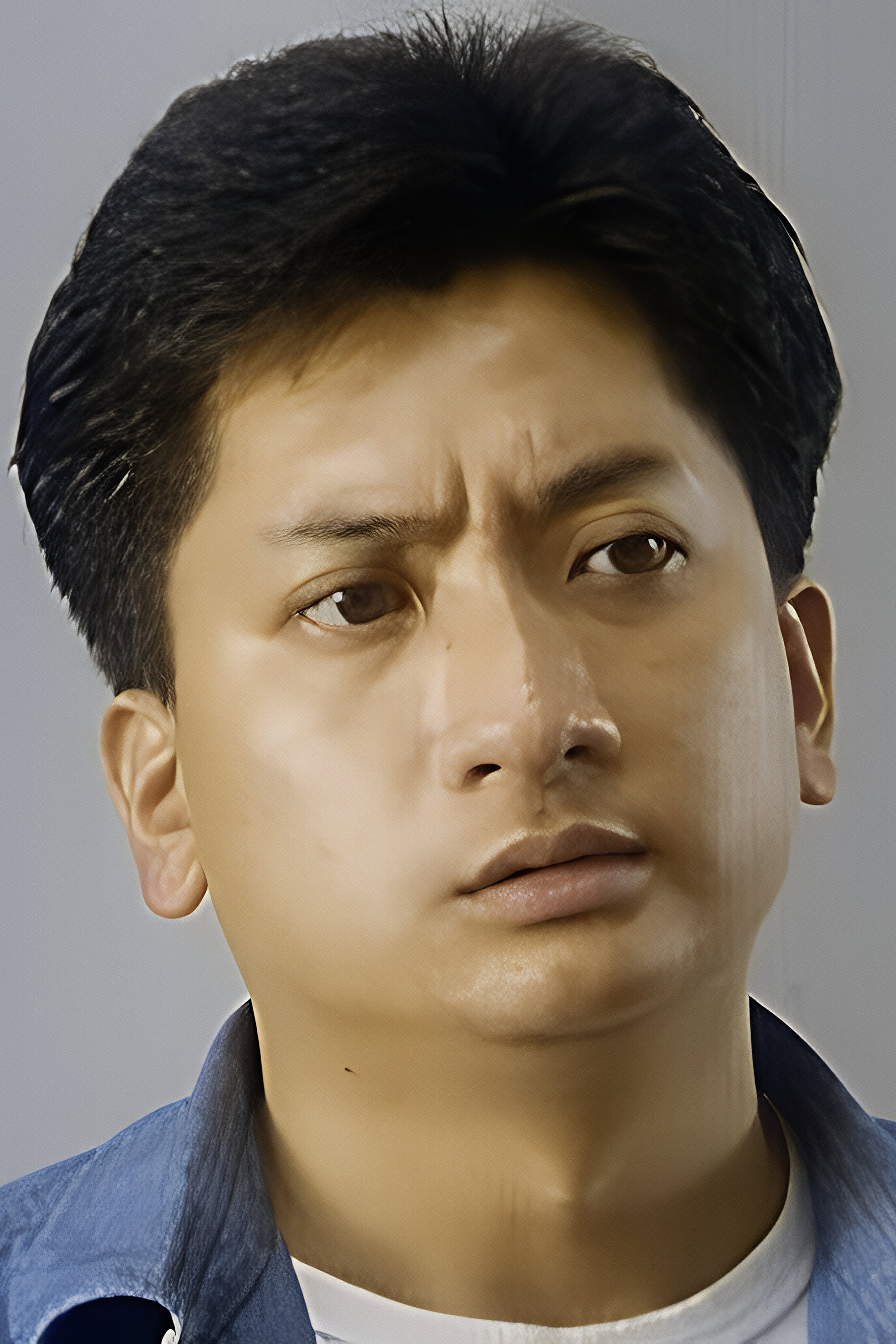 謝振邦 as Ming in Sound from the Dark