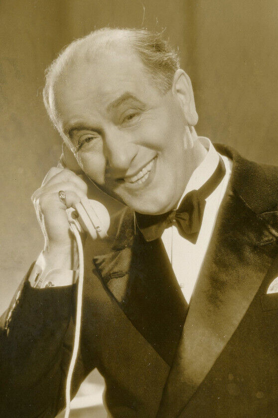 Jean Aquistapace as Indigo in Blind Venus