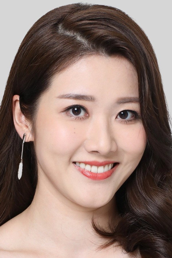 鄧佩儀 as Ho Si Wa / Ah An /" Eagle 6"/" Silver" in Airport Strikers