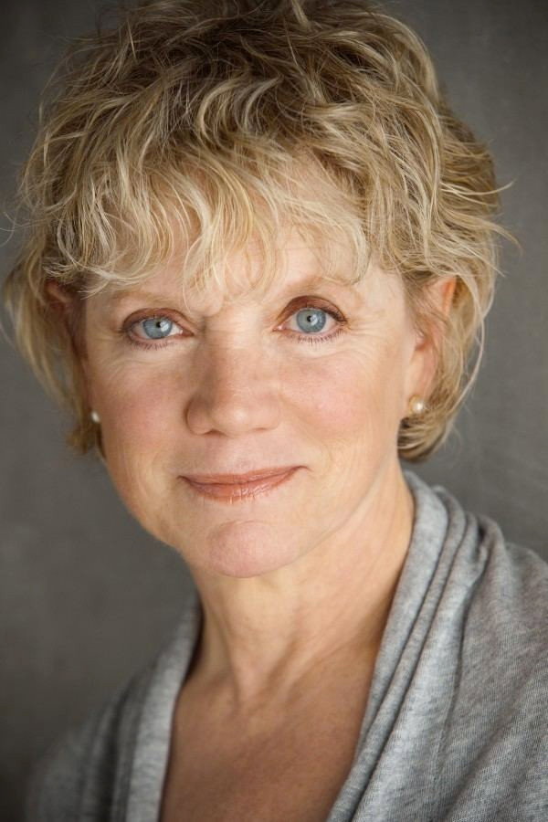 Gretchen Corbett as Lt. Sheila Foster in PSI Factor