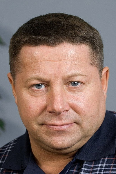 Михаил Трясоруков as следователь Николай Иванович Батурин in Своя чужая