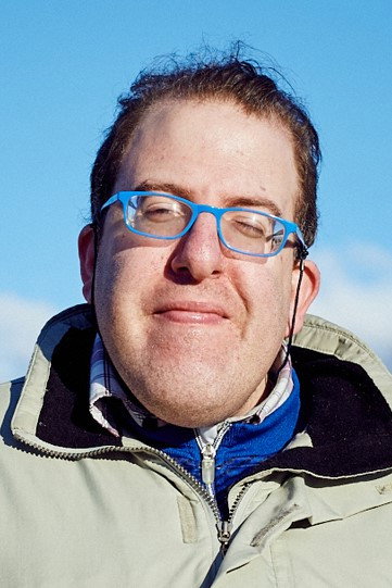 José de Luna as Juanma in Campeonex